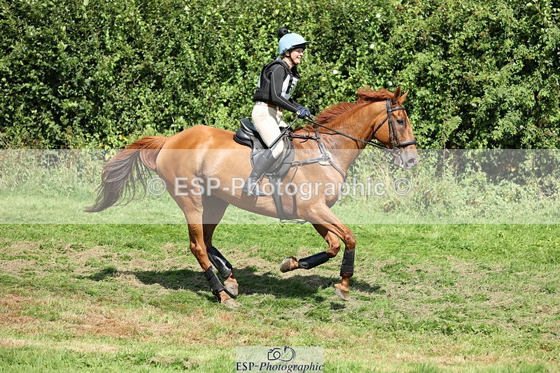 240811A-110110-01580 - 058