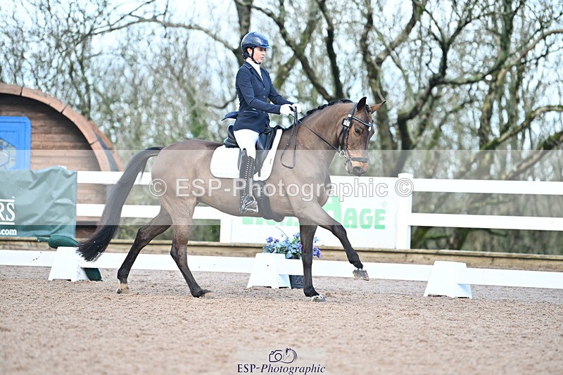 240218A-110515-05798 - 131-Lauren.Burrows-Active.Vogue