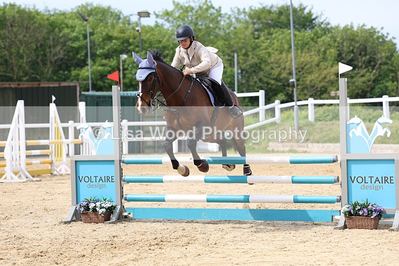 3E7A8651 - Class 4: Senior British Novice/90cm open