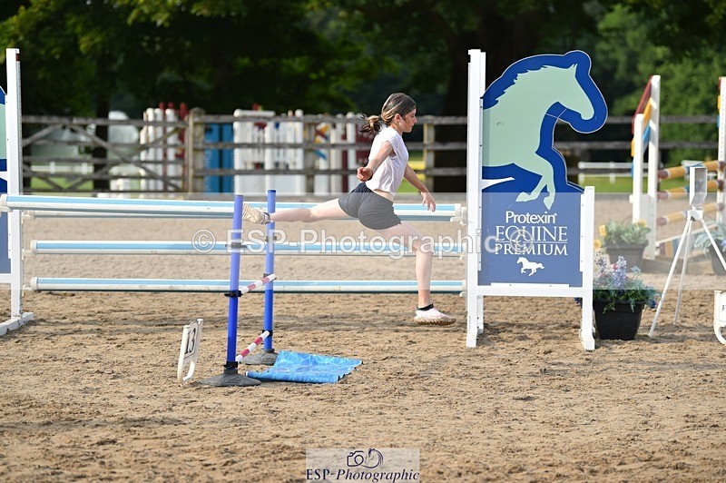 230617-182802-07996 - Cls 40 Jolly Jumps Ride & Run