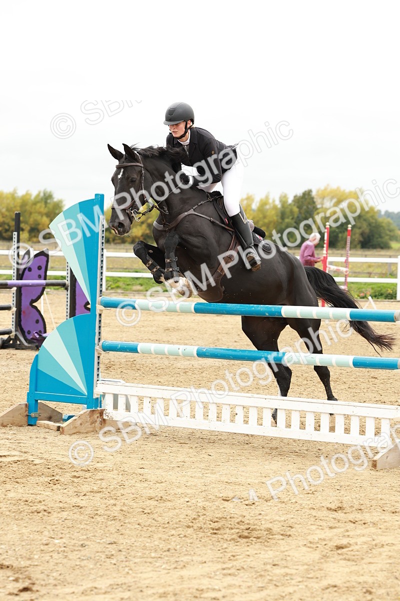 1I0A7906 - Class 4 - Senior Newcomers 1.10m