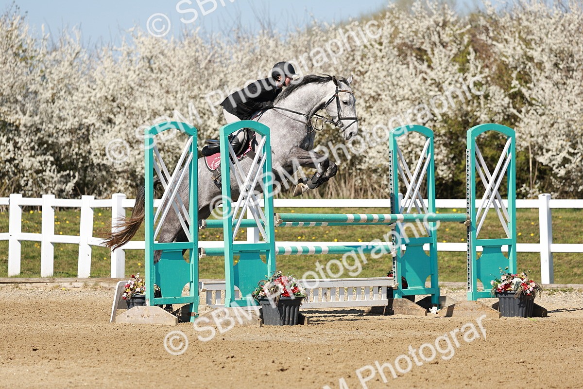 SBM_004622 - Class 17 - Senior Newcomers - 1.10m