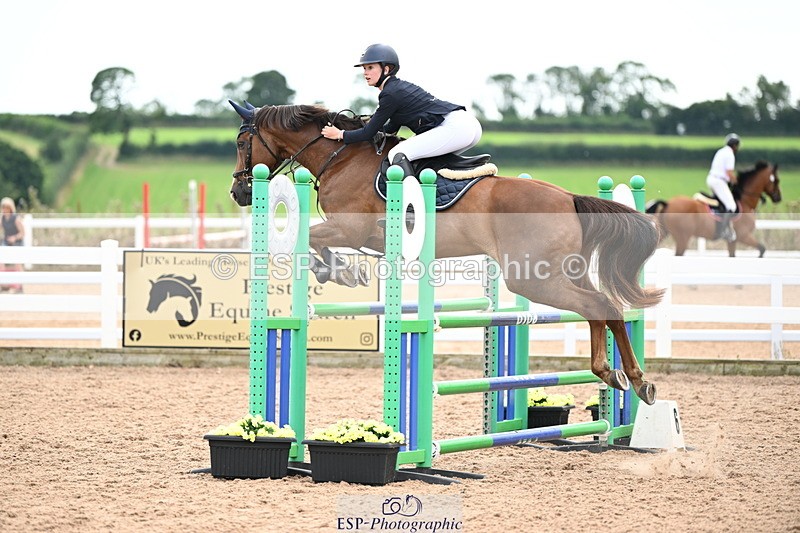 240802A-133758-04637 - Cls 25 1.05m Amateur Qualifier