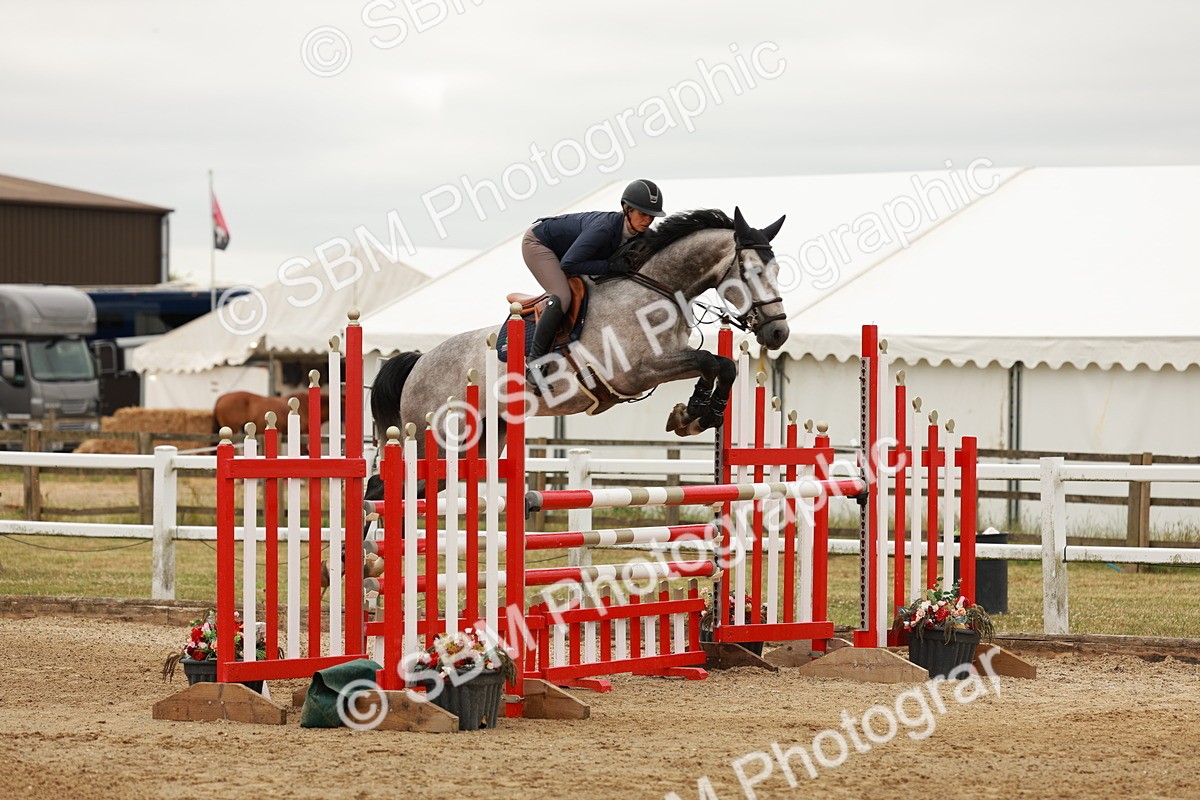 SBM_016614 - Class 20 - Senior Newcomers - 1.10m
