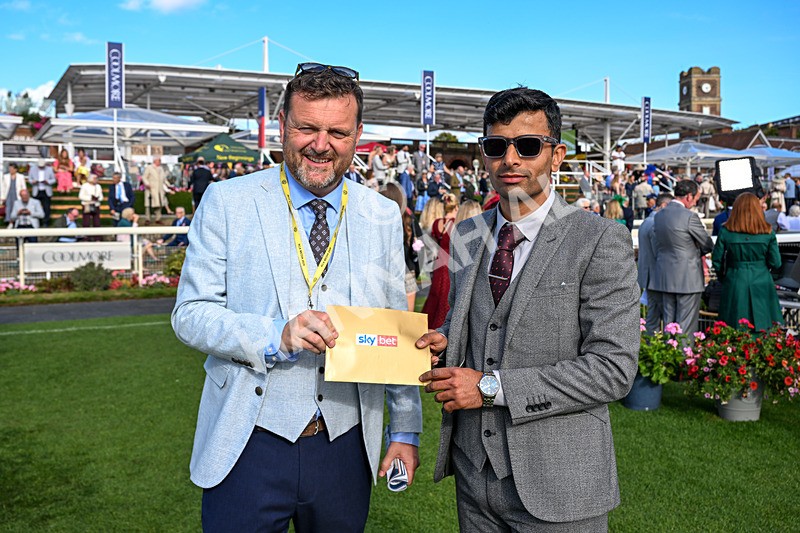 210826-Race 7-Silver Lake-1578 - Race 7 17.20pm Sky Bet EBF Fillies' Handicap