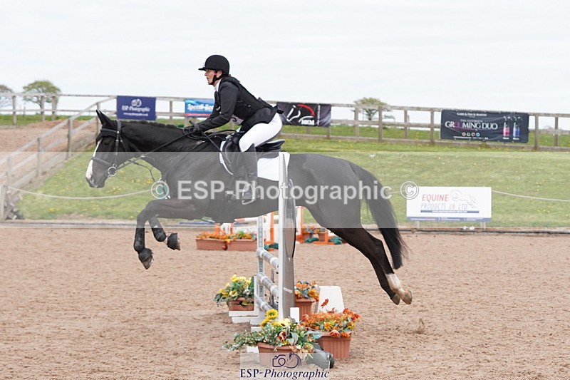 250419-154558-12975 - 673-Sarah.Whitehead-SHAKE.HIM.UP