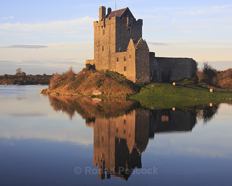 Dun Guaire - Ruins and Not So Ruined