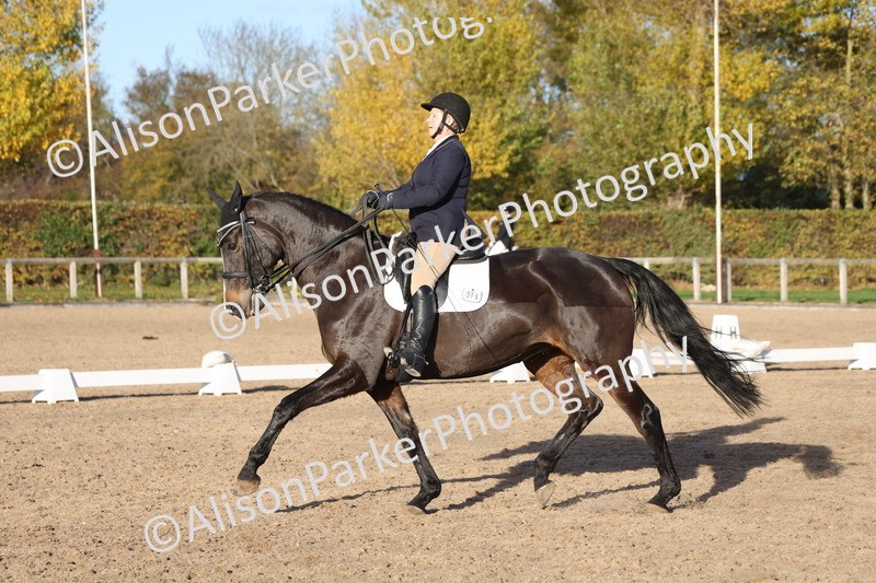 20251102-1293 - Class 9 - Advanced Medium 3