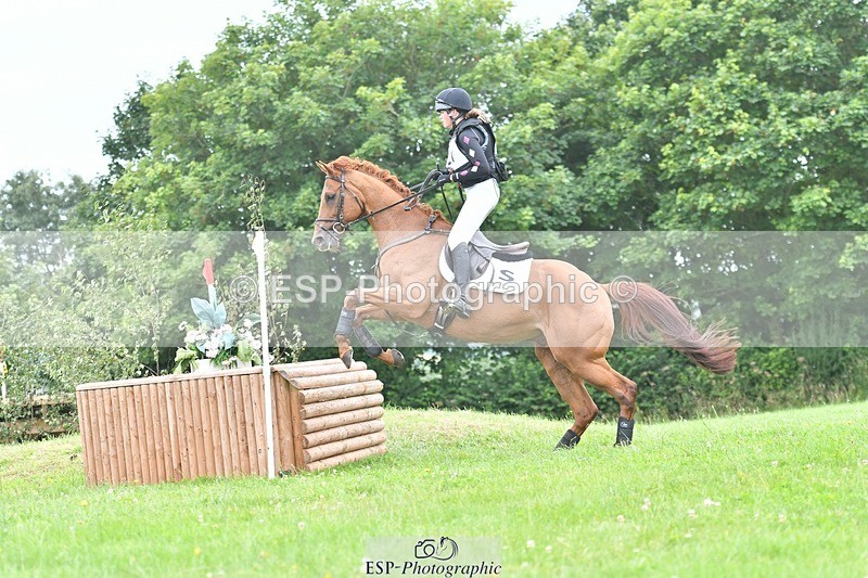 240803-124308-04282 - 027-Tabitha_Trevelyan-Johnson-DUEL_IN_THE_SUN