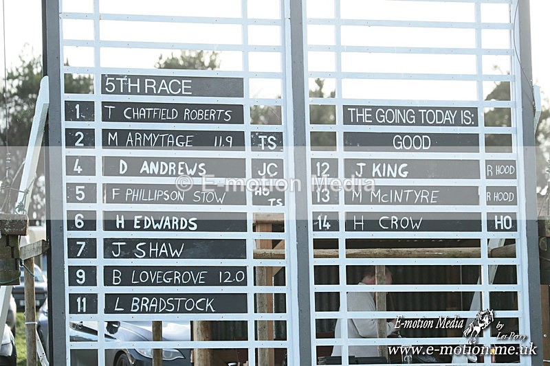 PtP 141225  1940 - New Forest Hounds PtP Larkhill 14/12/25