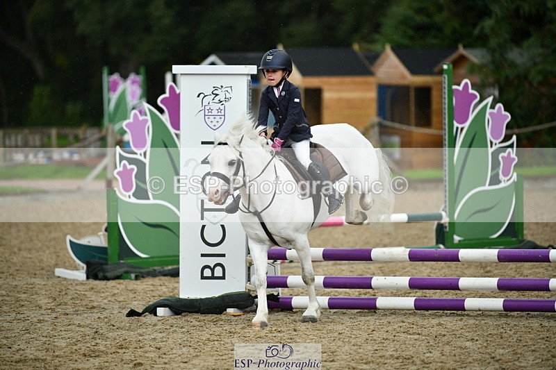 251004A-110549-00527 - Classes 4 & 5 50cm