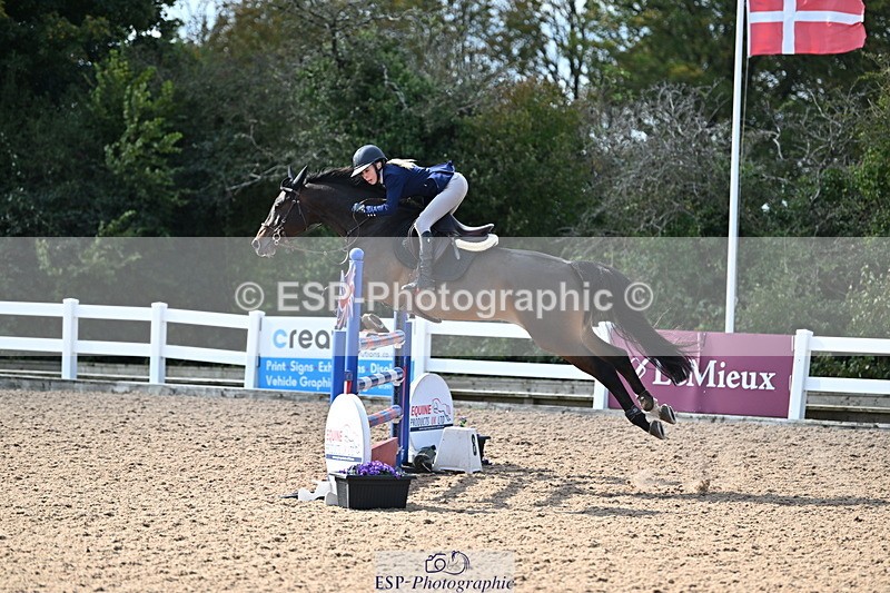 241005A-125522-03843 - SAT Cls 18 1.05m Amateur Jump Off and P