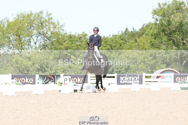 250815-124530-01064 - 016-Ben.JamesToto.light