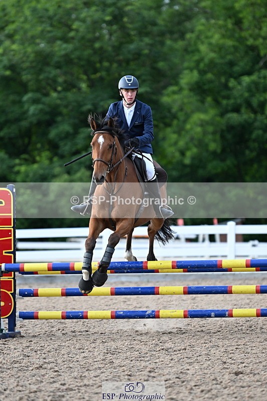 240611A-193643-01384 - 90cm