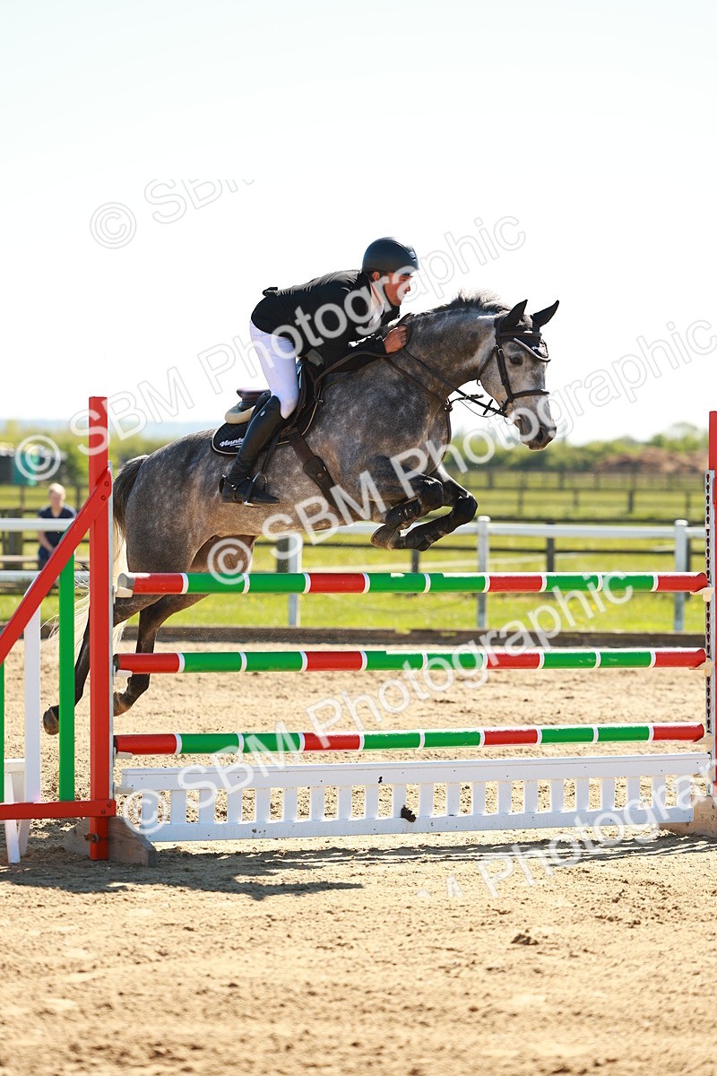 SBM_001863 - Class 5 - Senior Foxhunter - 1.20m