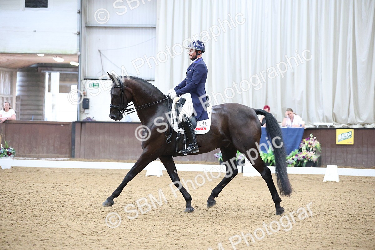 SBM_004316 - Class 9 - FEI Inter 1 Gold - 15.55-16.43