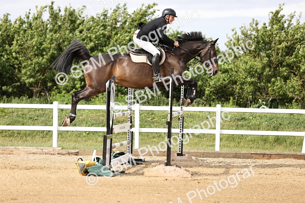 SBM_003586 - Class 13 - Senior Foxhunter - 1.20m