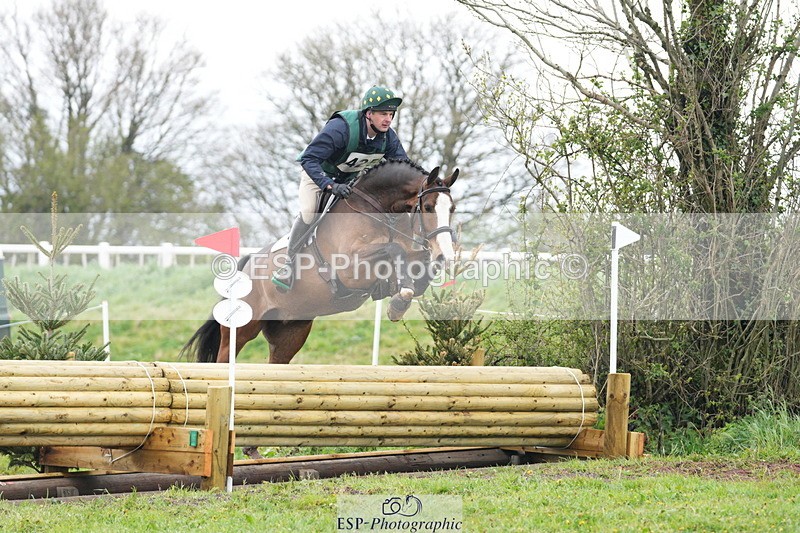 250419-095208-08263 - 425-Ollie.Martin-MIH.POP.SOCKS