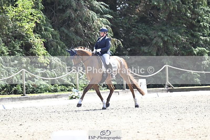 250810A-133324-06680 - 021-Caroline.HuntFancy.That.II