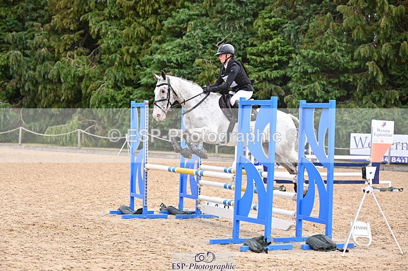 250802A-112247-02527 - B-074-Elise.Washer-MENELAUS