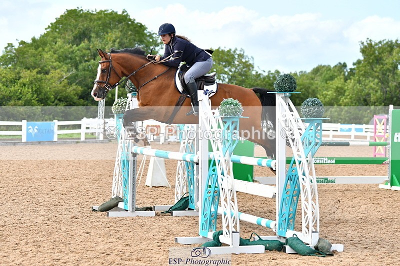 230819A-161153-01131 - Cls 33 1.05m Amateur Qualifier