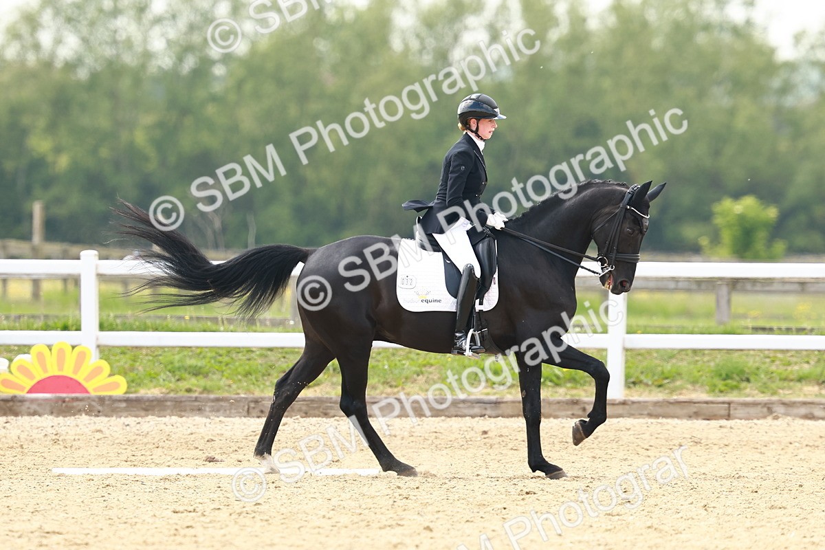 0B8A7094 - Class 12 - Medium 4