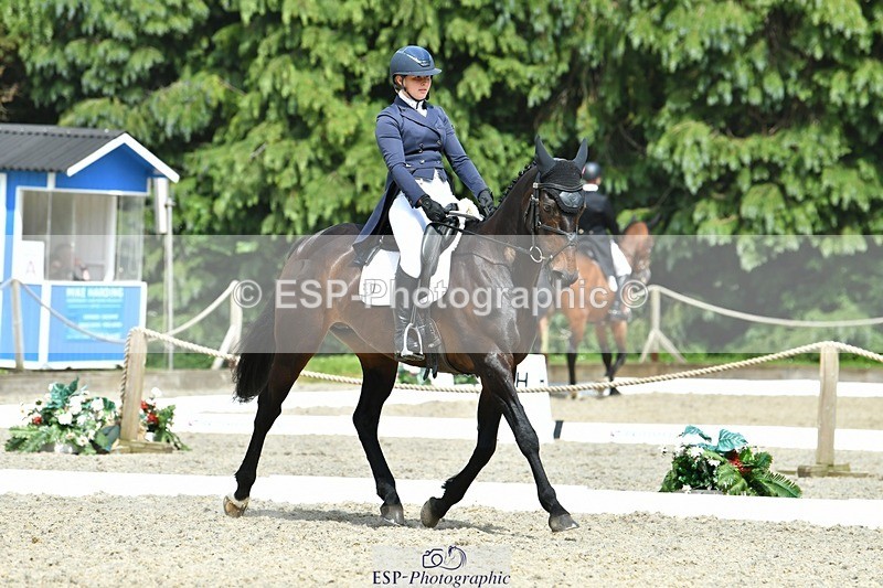 230525-151014-04567 - 425-ABC_ARCTIC_DAME-Jess_Falle-DR