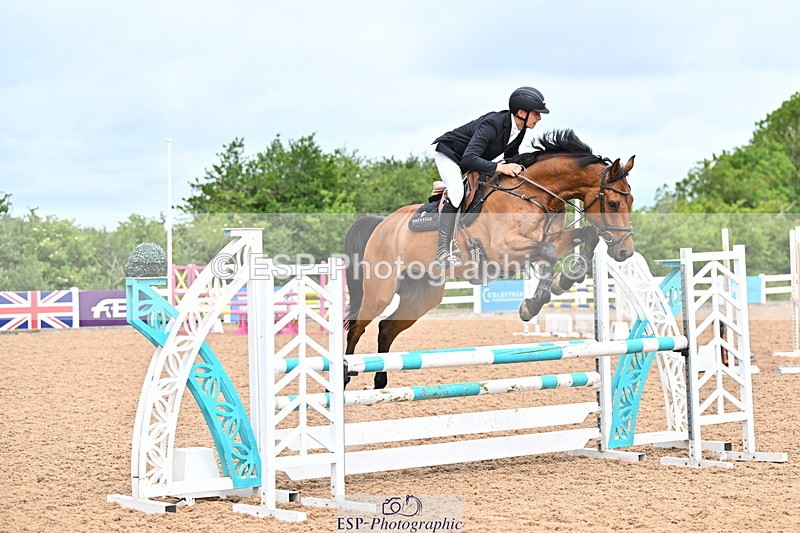 240703A-105549-00080 - Cls 02 Snr Disc & 1.00m Open