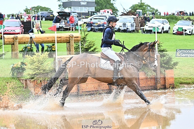 240526-125155-22232 - 440-CLARAGH_OLALA-Jack_Pinkney