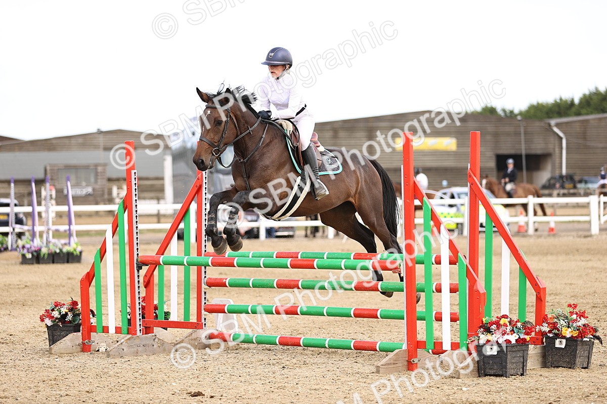 SBM_002446 - Class 18 - Ariat Senior British Novice- 90cm Open