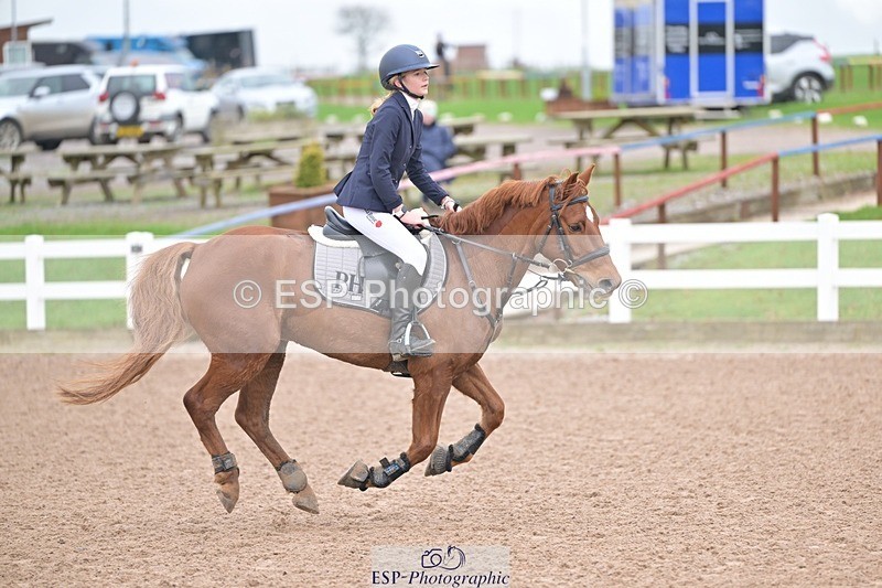 251116-113650-01254 - Cls 5 Pony Discovery and 90cm Open