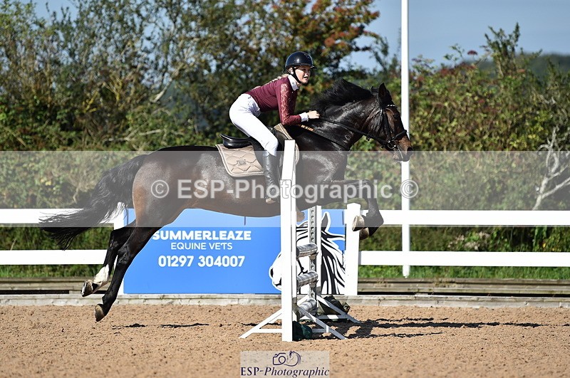 230903A-110024-04080 - Cls 18 Pony Brit Novice & 80cm Open