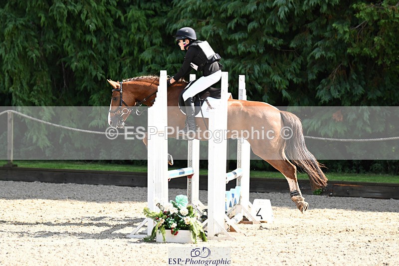 240824X-112652-25239 - 70cm Round 2 10.30 to 12.10