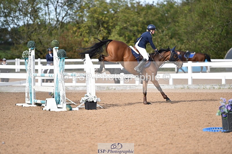 231015A-133030-08332 - Cls 25 95cm Amateur Q 2nd R