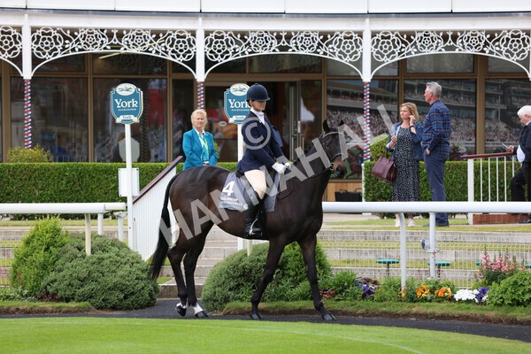 yr22052022r8e-46 - ROR - Parade Ring York