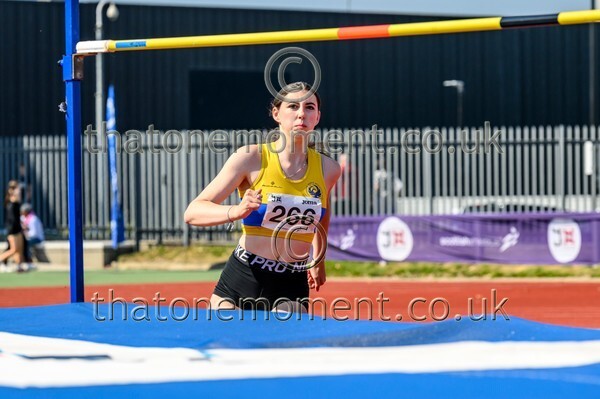 Age25SAT-916771 - Field Female Set Two