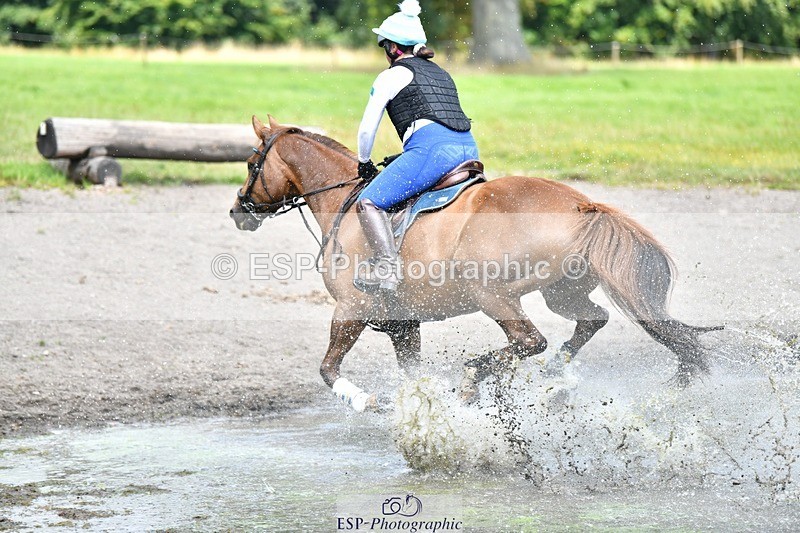 230817-135602-02957 - Abbie's 1st Group - XC