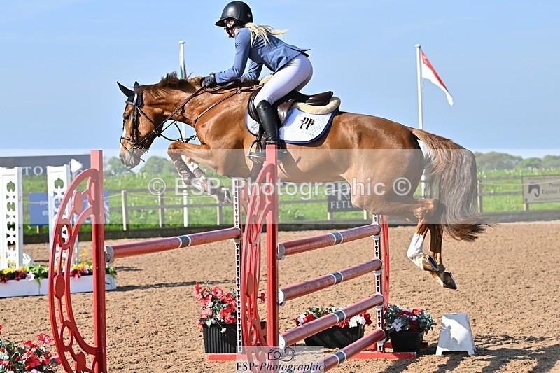 240509A-090226-00412 - Cls 8 Foxhunter