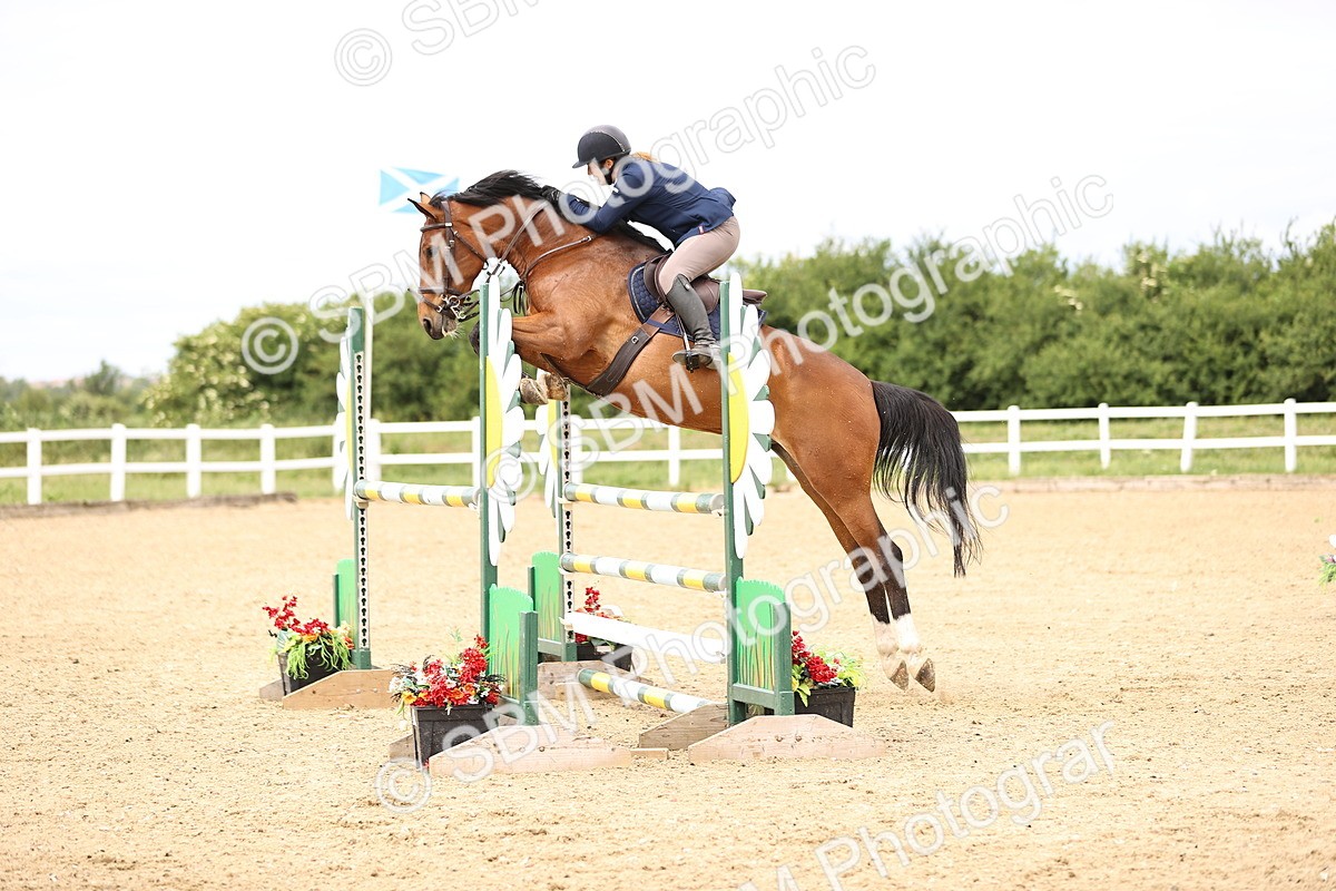 SBM_007807 - Class 19 - Senior Newcomers - 1.10m