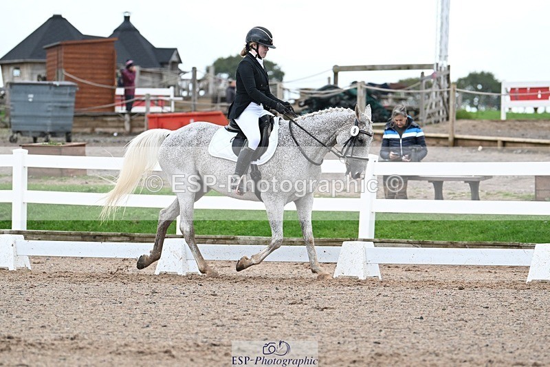 250907-125731-08505 - 009-Terri.EllawayTagula.Passion