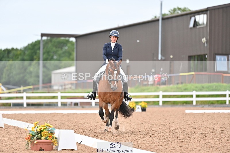 240817A-164739-10601 - 267-Jane.Hendy-Cefnbangor.Rob.Roy