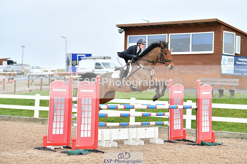 240124A-121131-00380 - Cls 3 Newcomers & 1.10m Open