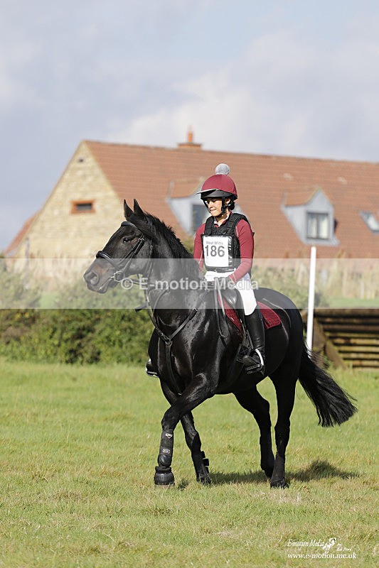  WWHT 171021 3292 - Intermediate (0.90m)  17/10/21