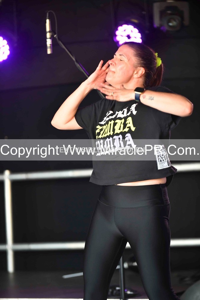 SH4_0486 - Zumba with Sara Ann.