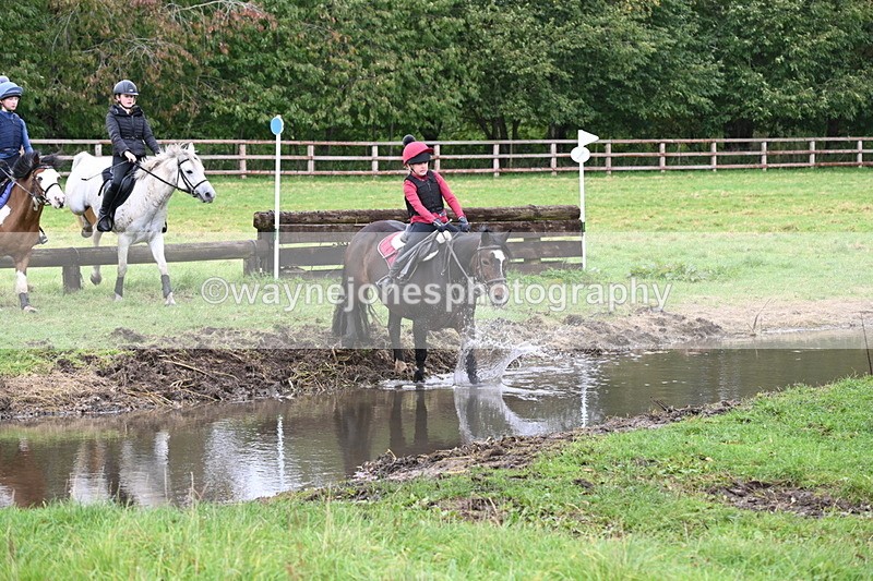 WJ6_6143 - Time at Photographer 12:41 to 13:05