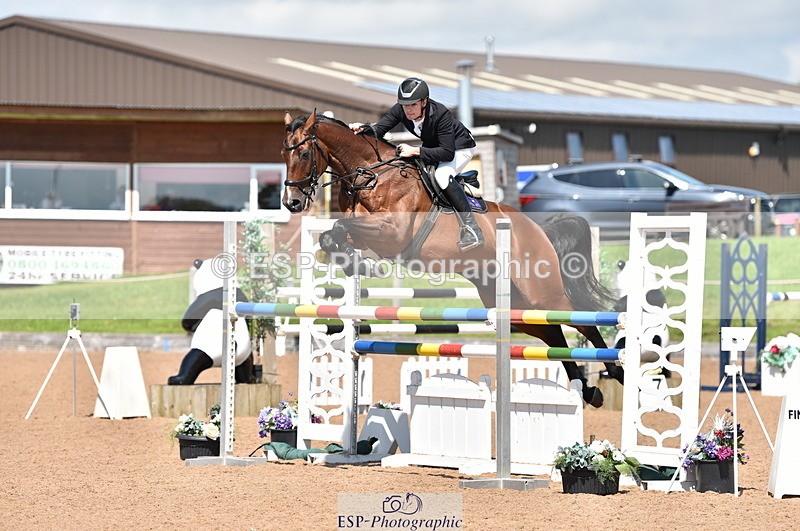 230810A-123040-01081 - Cls 7 1.20m Open