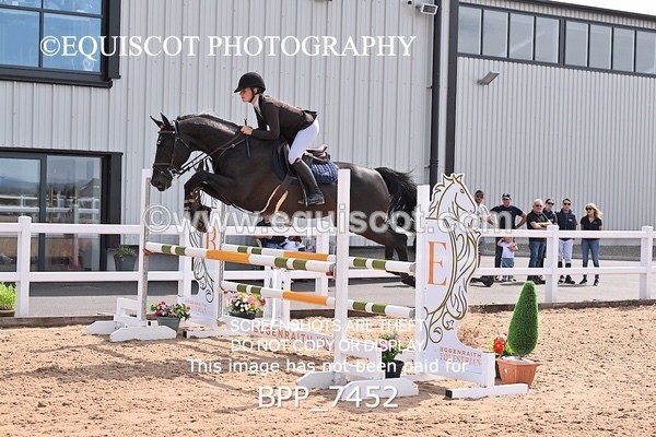 BPP_7452 - CLASS 15 FRI Senior 1.05m Open