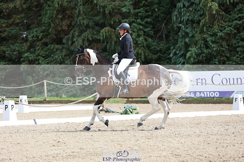 250718A-154252-02661 - 167-Leanne.Pike-Summerhill.orchard