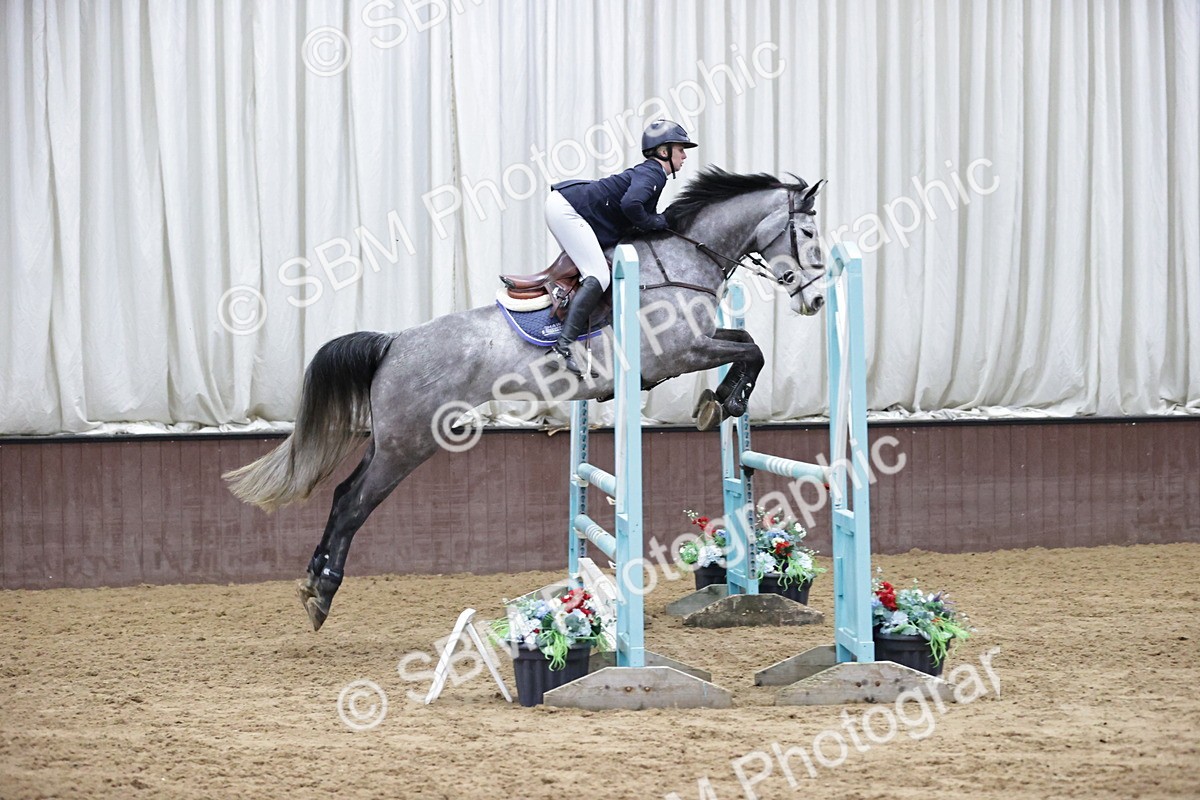 SBM_001483 - Class 4 - Senior Newcomers/ 1.10m Open