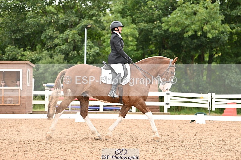 240817A-143309-09477 - 140-Kirsty.Clackworthy-Stitch.1